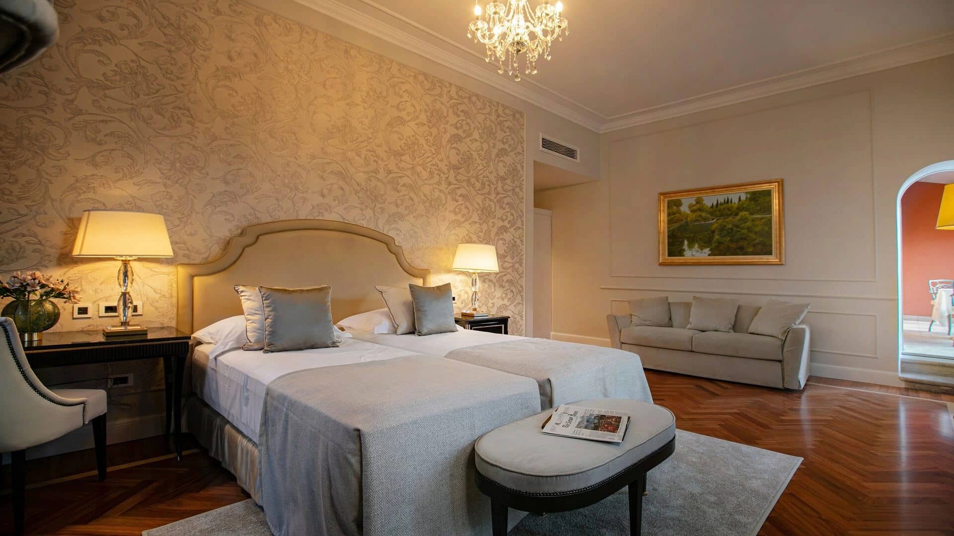 Luxury Romantic Room in Hotel Sveti Jakov